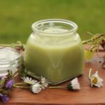 Wundheil-Creme mit Gänseblümchen und Gundermann